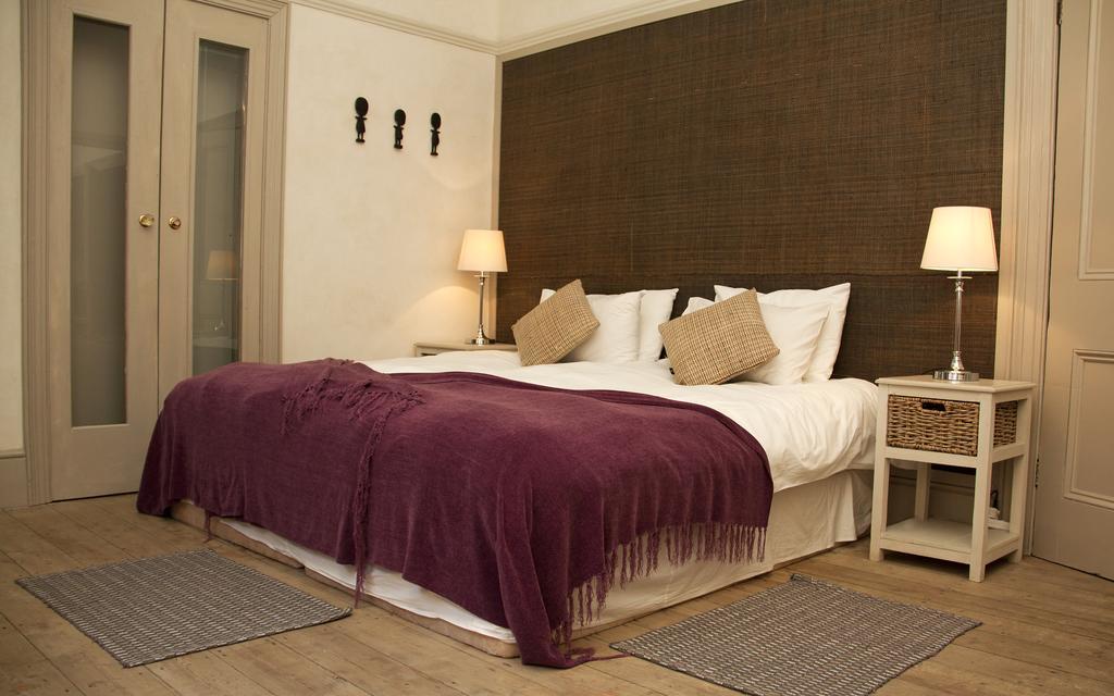 Molo-Lolo House Bed & Breakfast Кейптаун Стая снимка